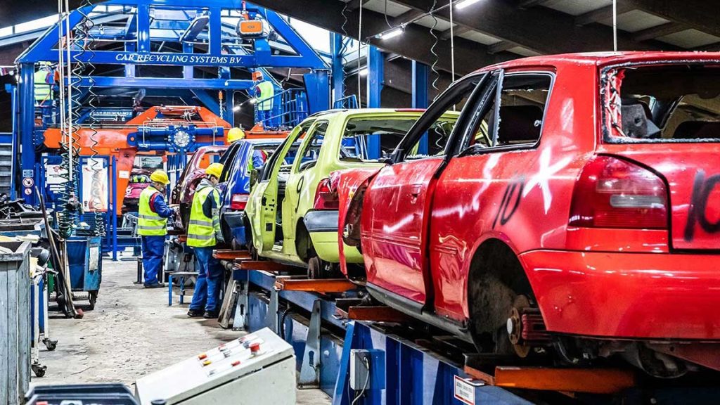 Ekoloska razgradnja vozil ekomobil